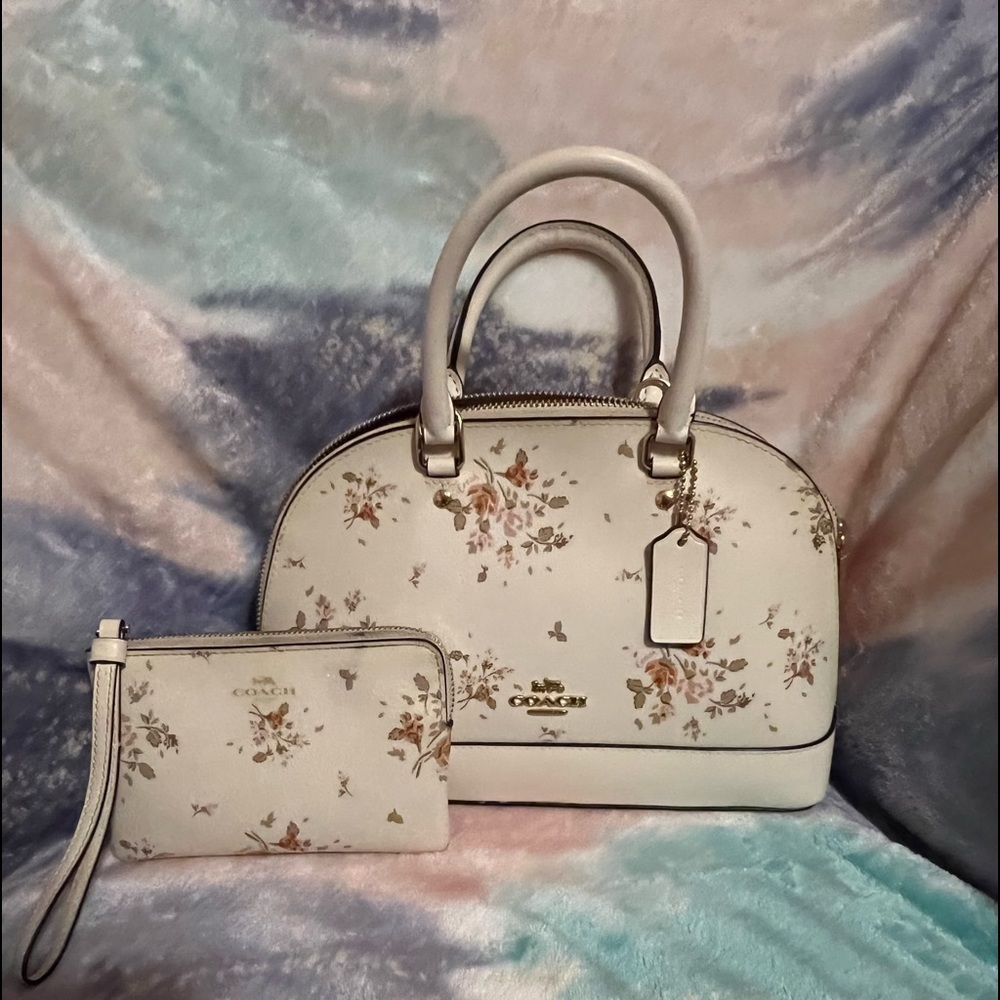 🌸 Coach Floral bag and Coin purse 🌸